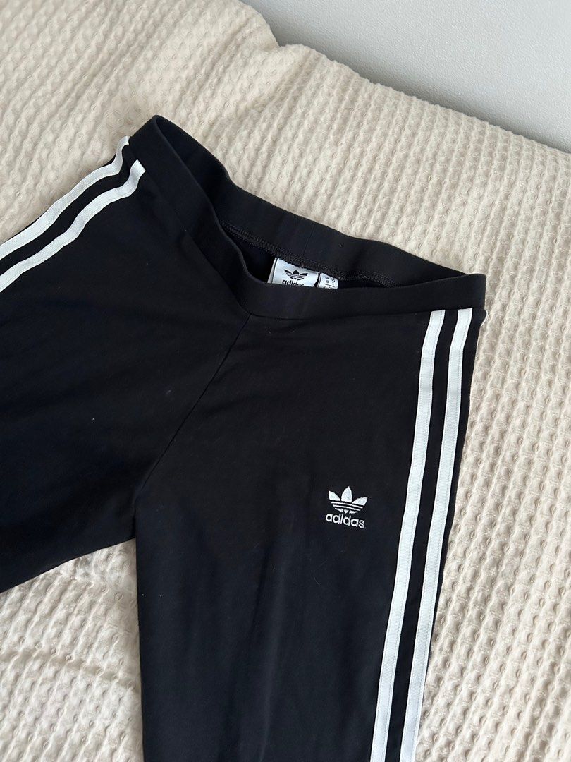 Adidas leggings (Category: Clothes) located in Toronto. Submitted by aurora_m (Listing ID 1328768575, Image 2). Description: Black Adidas leggings with white stripes. Size small. Never worn!!!! Got them as a birthday gift but they aren’t my size :(((( they retail for like $40 + tax.