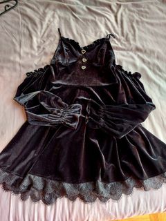 (Category: ) located in . Submitted by rias_ (Listing ID 1328690363, Image 1). Description: .