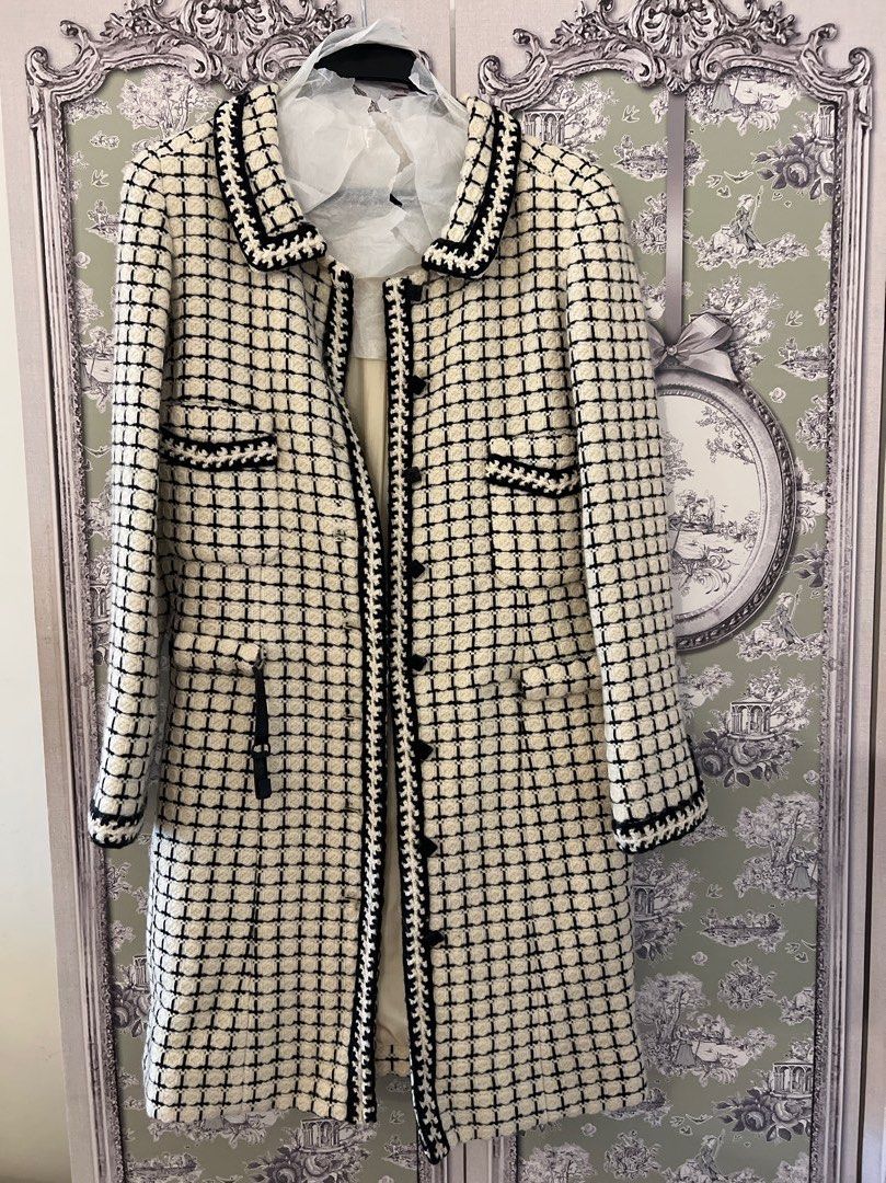 Vintage chanel coat top