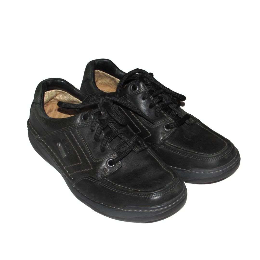 Clarks air mover shoes best sale