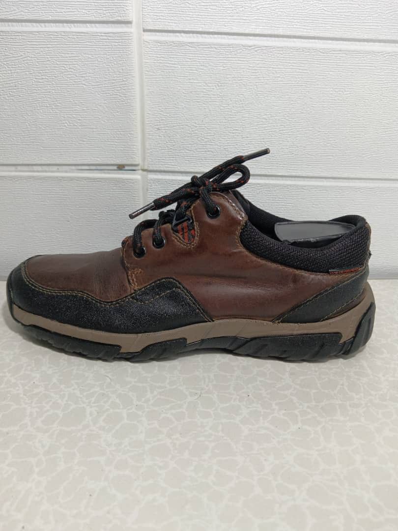 Clarks Walbeck Edge Men s Fashion Footwear Casual shoes on Carousell