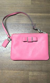 (Category: ) located in . Submitted by meow009 (Listing ID 1328679864, Image 1). Description: .
