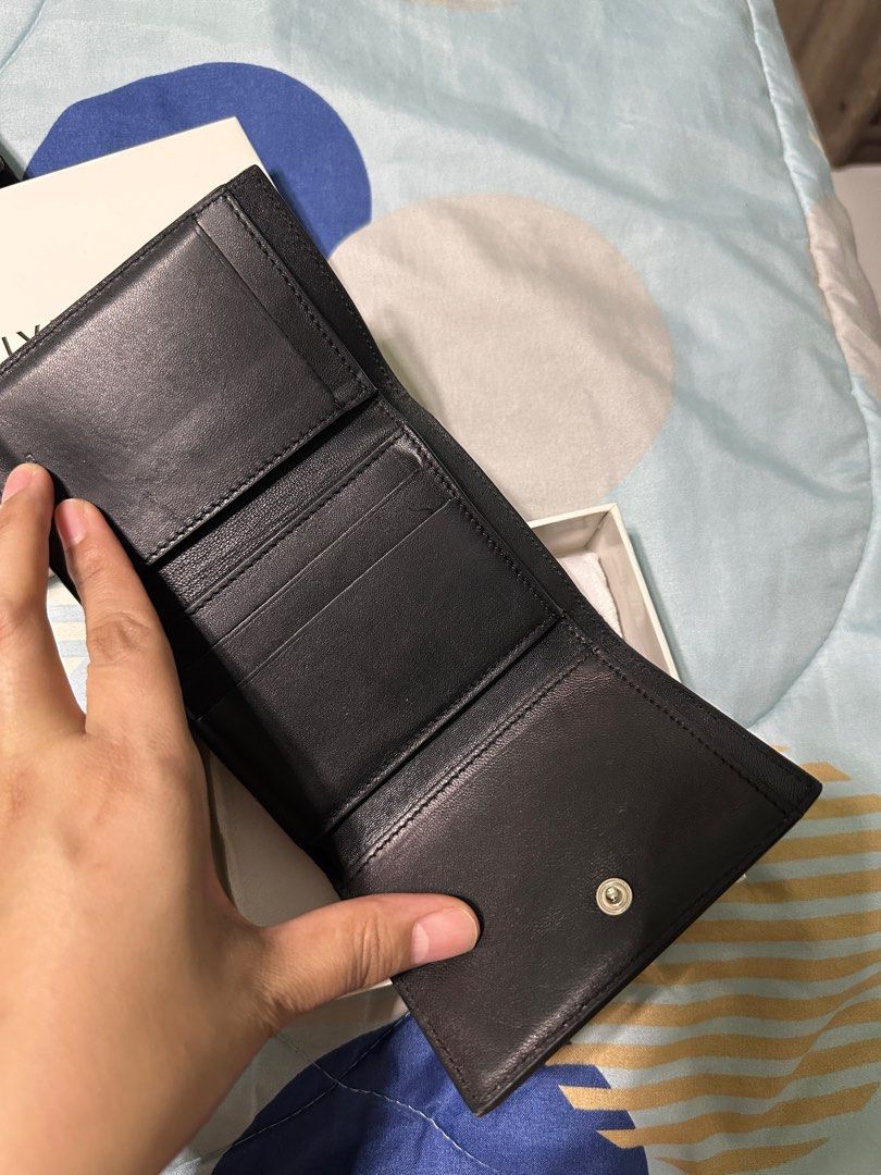Givenchy (Category: Wallets & Card Holders) located in Singapore. Submitted by aiishak (Listing ID 1328728309, Image 3). Description: Original price i bought @ $350 Kindly do send for a wash before use it as its leather. .