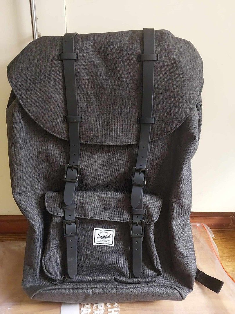 HERSHEL BACKPACK Women s Fashion Bags Wallets Backpacks on Carousell