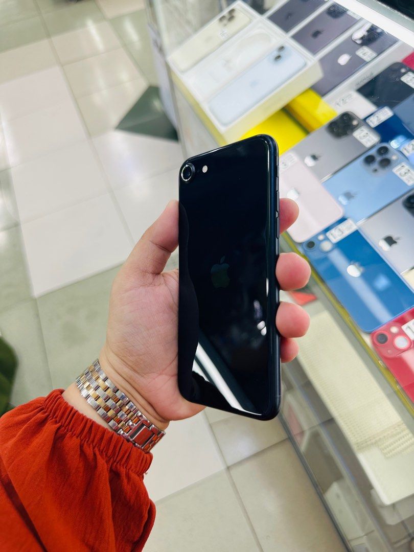 Iphone SE 2022 5G 128gb Good Batt (Category: iPhone SE Series) located in San Juan City. Submitted by javedsgadgetshop (Listing ID 1328641471, Image 3). Description: OPEN FOR INSTALLMENT VIA CREDIT CARD/GGIVES/SPAY/BILLEASE & SWAP/TRADE-IN! BUY AND SELL! Quick Specs : Iphone SE 2022 •128gb •NTC Variant •Good batt health •Factory Unlock •95% Smoothness •No hidden issue | No Repaired •100% Authentic | Not Refurbished •w/ OEM Charger & store warrant