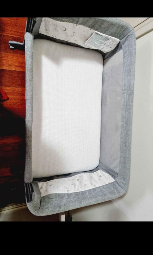 JOIE CO SLEEPER (Category: Prams, Strollers & Car Seats) located in Ingleburn. Submitted by pokharelsa79578 (Listing ID 1328645689, Image 3). Description: Join Roomie Glide Bedside Sleeper, selling because baby is not using it any more. Only used few times. Mattress and carry bag included..