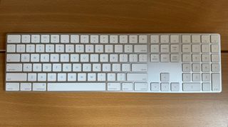 MAGIC KEYBOARD WITH NUMERIC KEYPAD64086430590466110