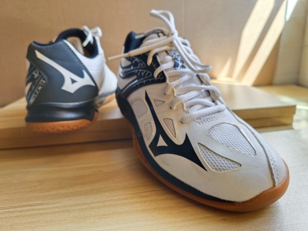 MIZUNO THUNDER BLADE 2 V1GA1970 Size UK5.5 EU38.5 Carousell