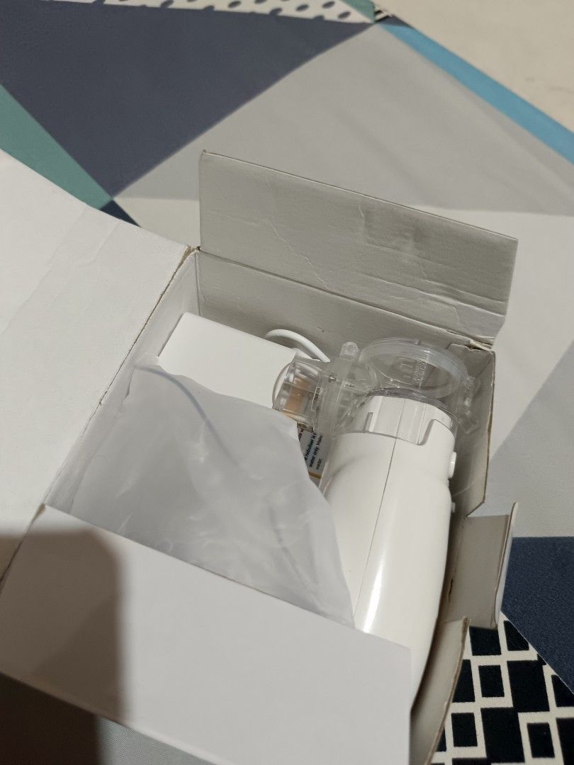 Portable nebulizer (Category: Medical Supplies & Tools) located in Silang. Submitted by qwerty2015 (Listing ID 1328733153, Image 2). Description: brand new missing mouthpiece only.