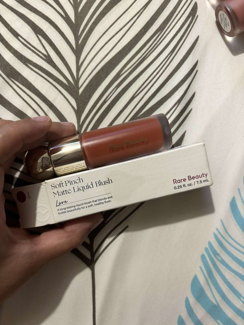 Rare Beauty Blush in Love (Category: Makeup) located in Subic. Submitted by sunlila (Listing ID 1328710439, Image 1). Description: .