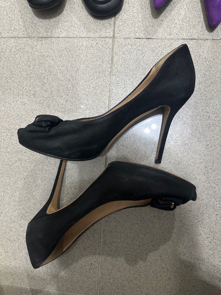 Salvatore Ferragamo Heels, suede, size 7.5 (Category: Heels) located in Makati City. Submitted by prudencephl (Listing ID 1328689676, Image 2). Description: Salvatore Ferragamo heels, size 7.5.