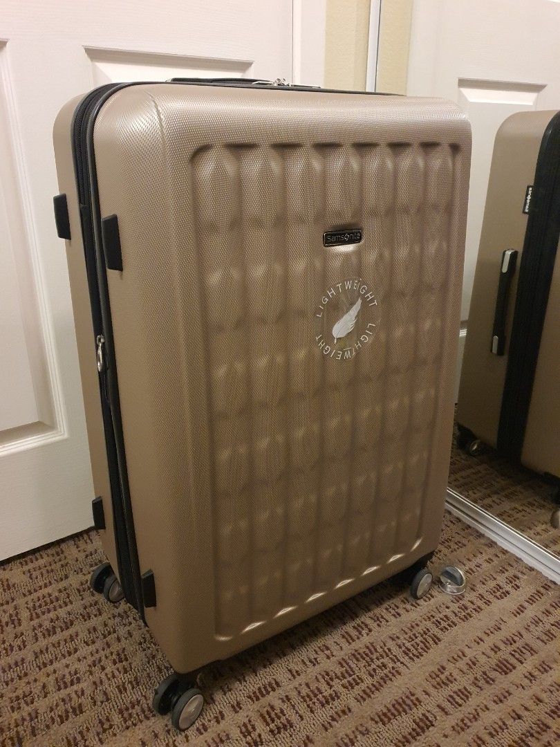Samsonite beck ltd 28 spinner weight 2025