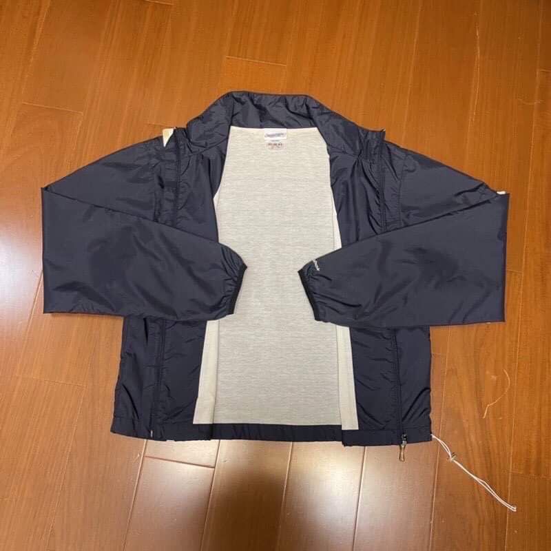 Size M Reebok 1116