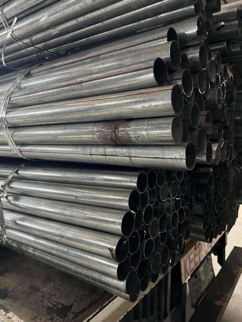 SLIGHTLY USED GI PIPE 1 1/2 6METERS (Category: Construction & Building Materials) located in Valenzuela. Submitted by yuuuridr (Listing ID 1328640771, Image 1). Description: FOR SALE LIMITED STOCKS‼️ SLIGHTLY USED GI PIPE 1 1/2 6METERS.