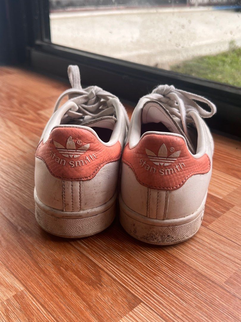 Peach stan smith on sale