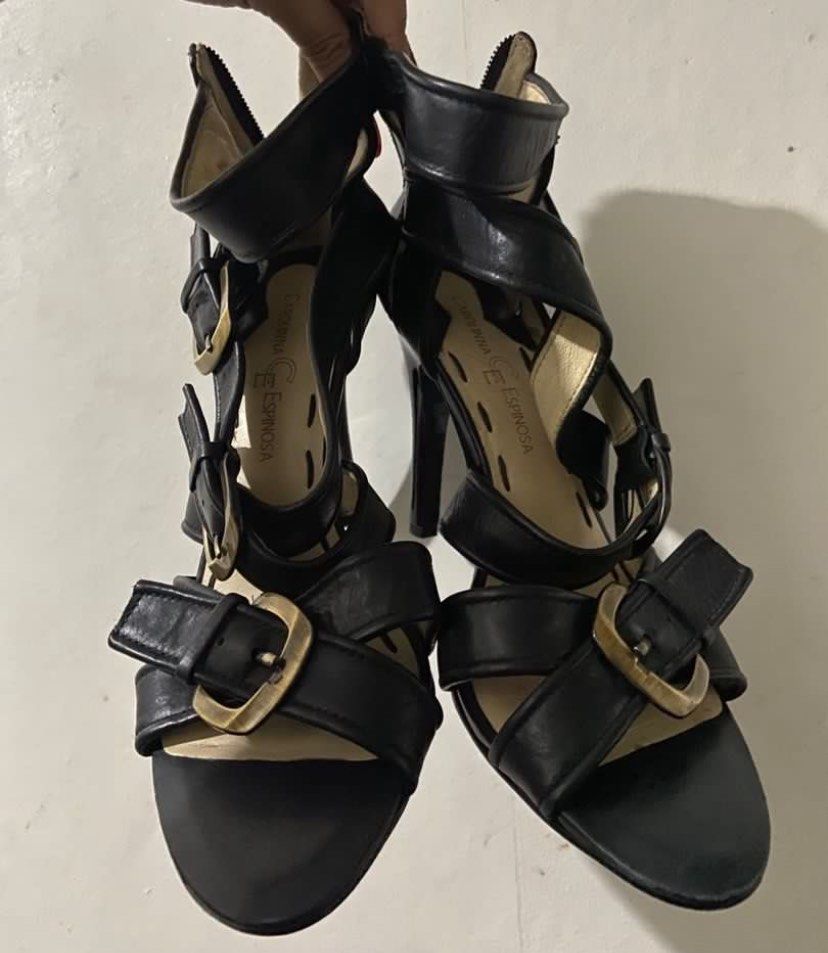 Vintage Buckle Gladiator Gothic Grunge Heels (Category: Heels) located in Manila. Submitted by catlia (Listing ID 1328722571, Image 3). Description: •can't reply here due to the quota dm me on ig @paradisekiss.es •Used twice •Around 36-37 (I'm size 23.5 cm for reference) •Only few signs of usage only.