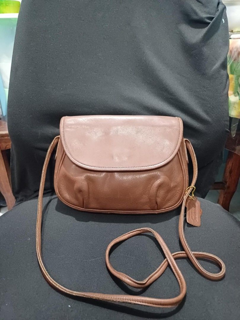 Vintage coach crossbody bag top