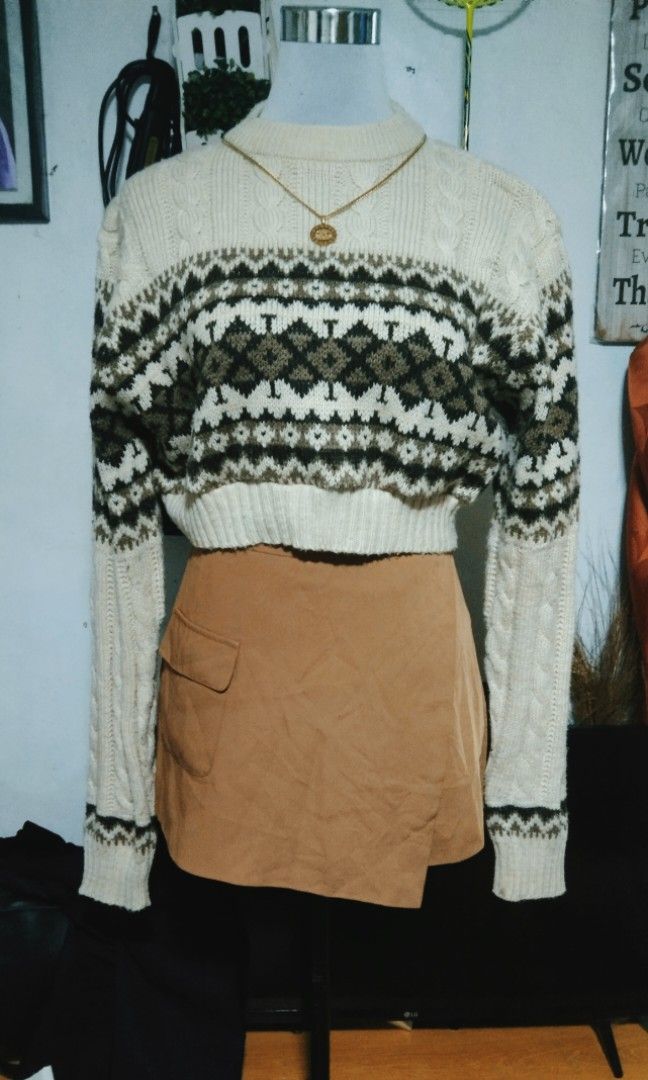 Vintage crop Knitted Sweater