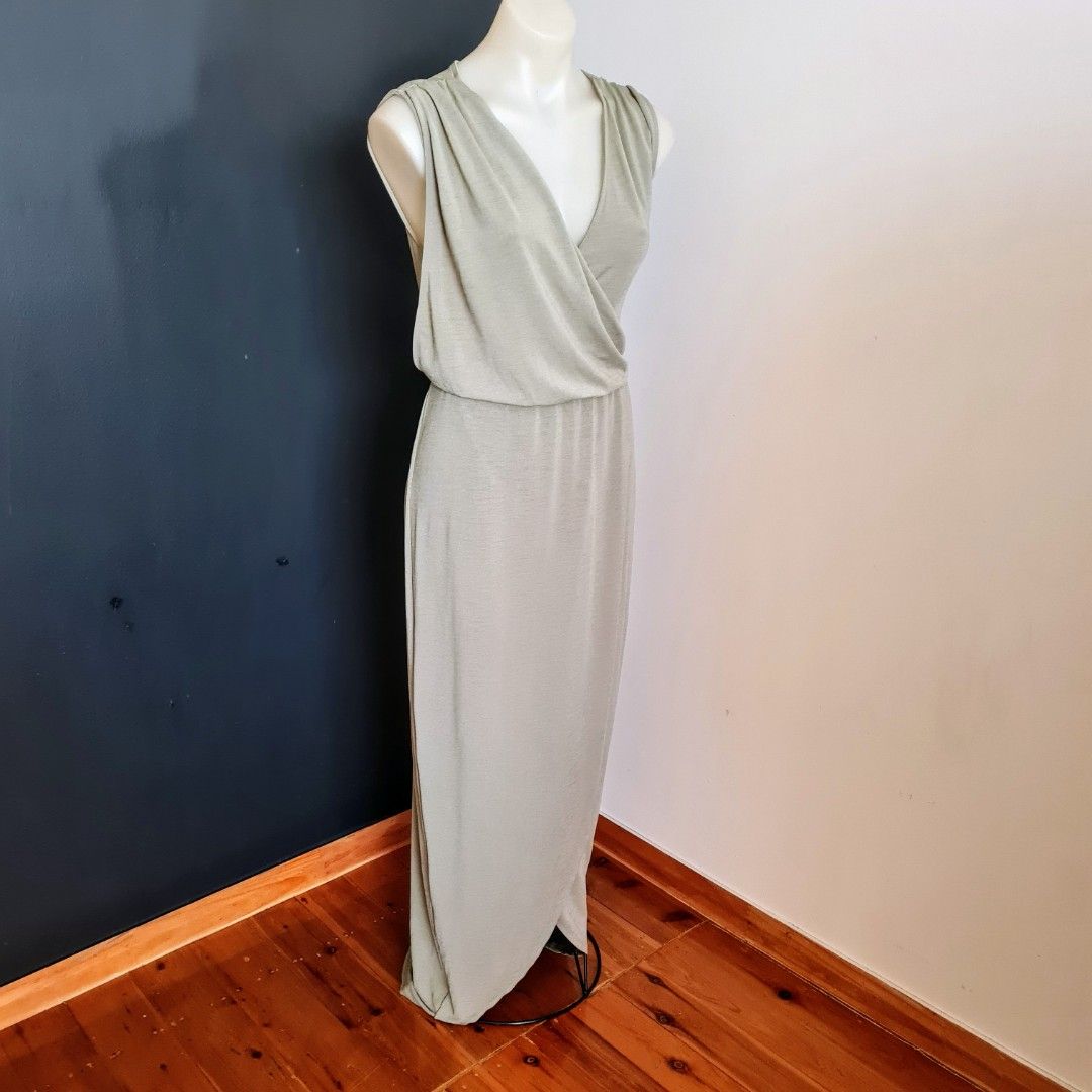 Sheike khaki dress 2025