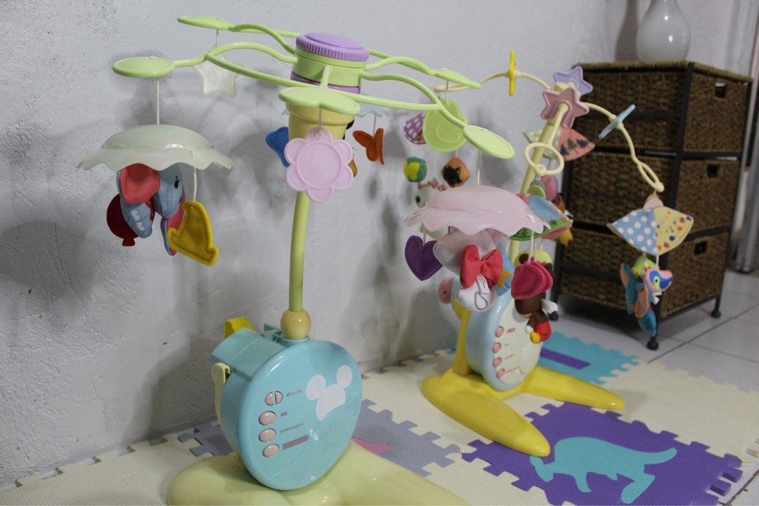 2 in 1 Mobile Crib Toy 🇯🇵 (Category: Cots & Cribs) located in San Fernando. Submitted by juls.japan.surplus (Listing ID 1331916455, Image 3). Description: 2 in 1 Mobile Crib Toy 2pcs available Battery operated With lights and many options of music Good condition 500 pesos each.
