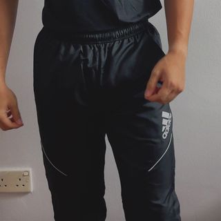(Category: ) located in . Submitted by ronsthriftstore (Listing ID 1331905171, Image 1). Description: .