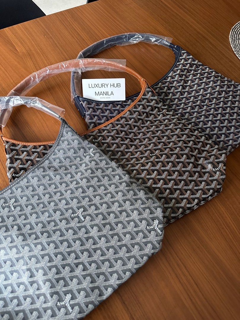 BNEW GOYARD BOHEME (Category: Luxury Bags & Wallets) located in Paranaque City. Submitted by luxurylover31 (Listing ID 1331924177, Image 3). Description: Brand new BOHEME ₱158k comlete inclusions Available in TAN, BLACK, green and burgundy For feed back and more items you may check our lG ACCOUNT @luxuryhubmanila Location: BF HOMES PARANAQUE.