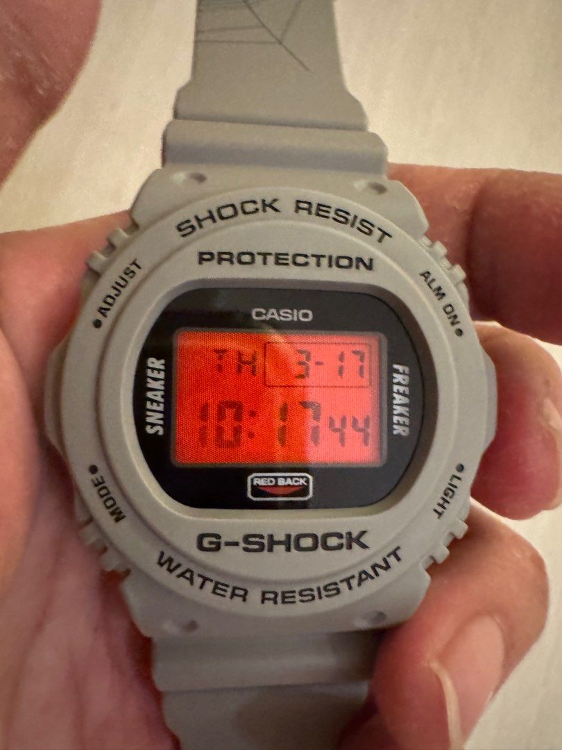 Sneaker freaker casio online