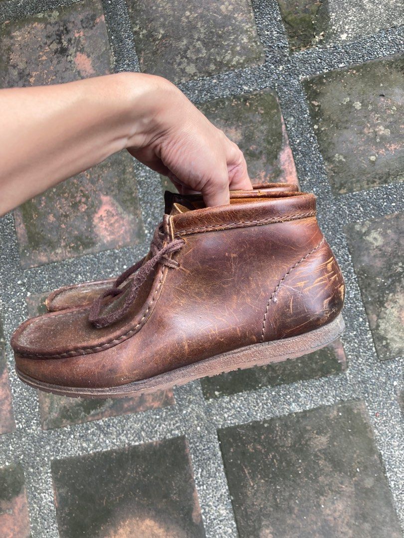Clarks Wallabees thin sole Men s Fashion Footwear Boots on Carousell
