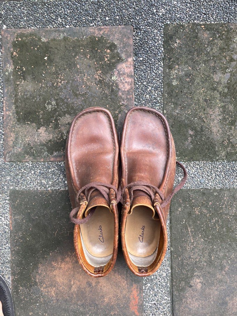Clark's Wallabees thin sole (Category: Boots) located in Pasig City. Submitted by externalparadise (Listing ID 1331811929, Image 1). Description: .
