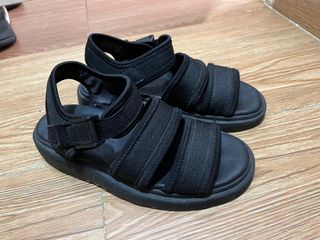 （分類：）位於 。 由 punctualperson 提交（商品編號 1331817060，圖片 1）。簡介： 。