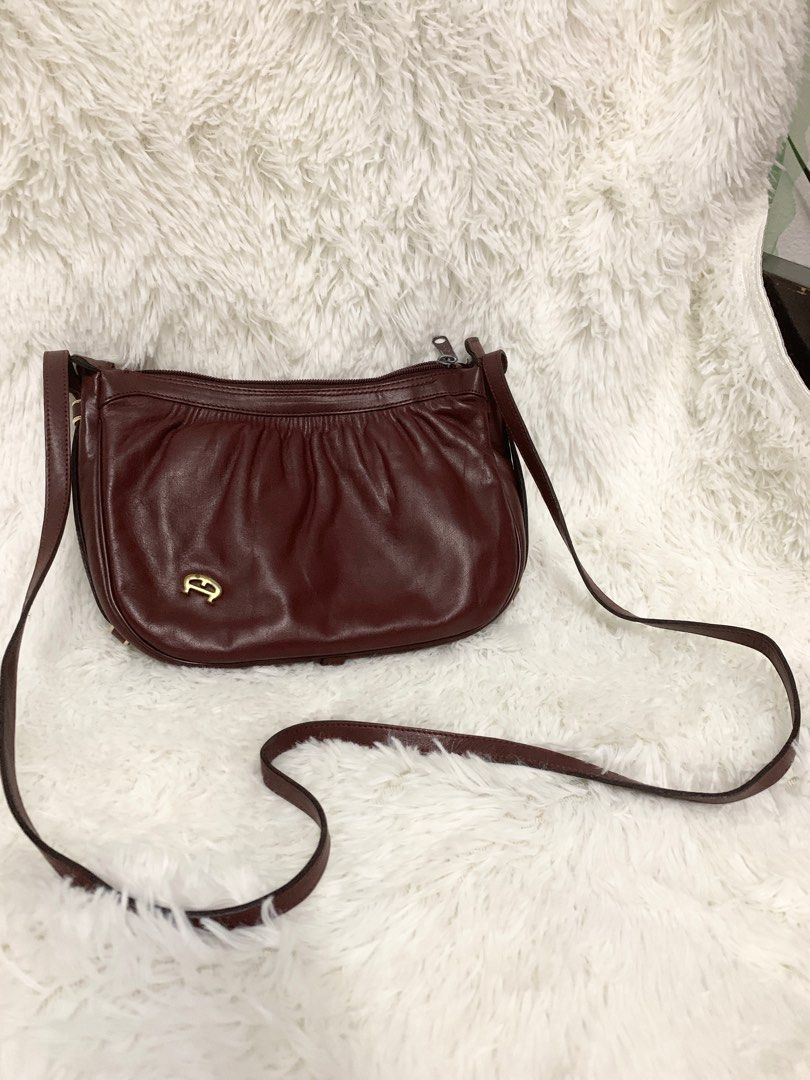Vintage aigner leather purse online