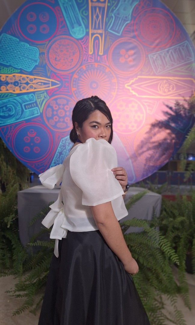 Filipiniana Set (FOR RENT) (Category: Sets or Coordinates) located in Quezon City. Submitted by lzlgml (Listing ID 1331809397, Image 2). Description: 3 sets message me for the sizes.