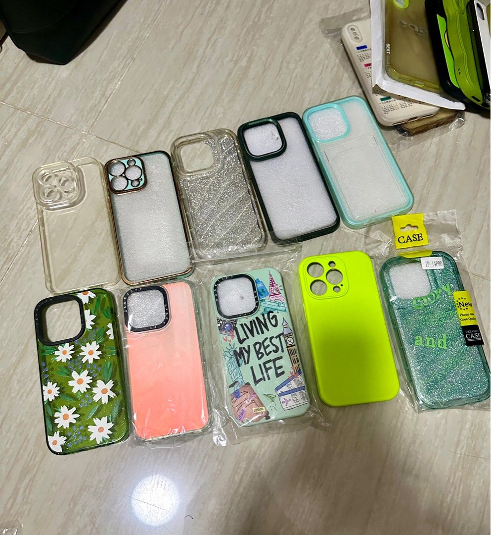 FOR SALE Iphone 14 Pro Case Bundle Green Casetify (Category: Cases & Sleeves) located in Manila. Submitted by olxph_shei (Listing ID 1331869828, Image 2). Description: Iphone 14 Pro Green Cases Casetify FOR SALE Php 150 each Php 700 get all bundle cases (Php 77 each).