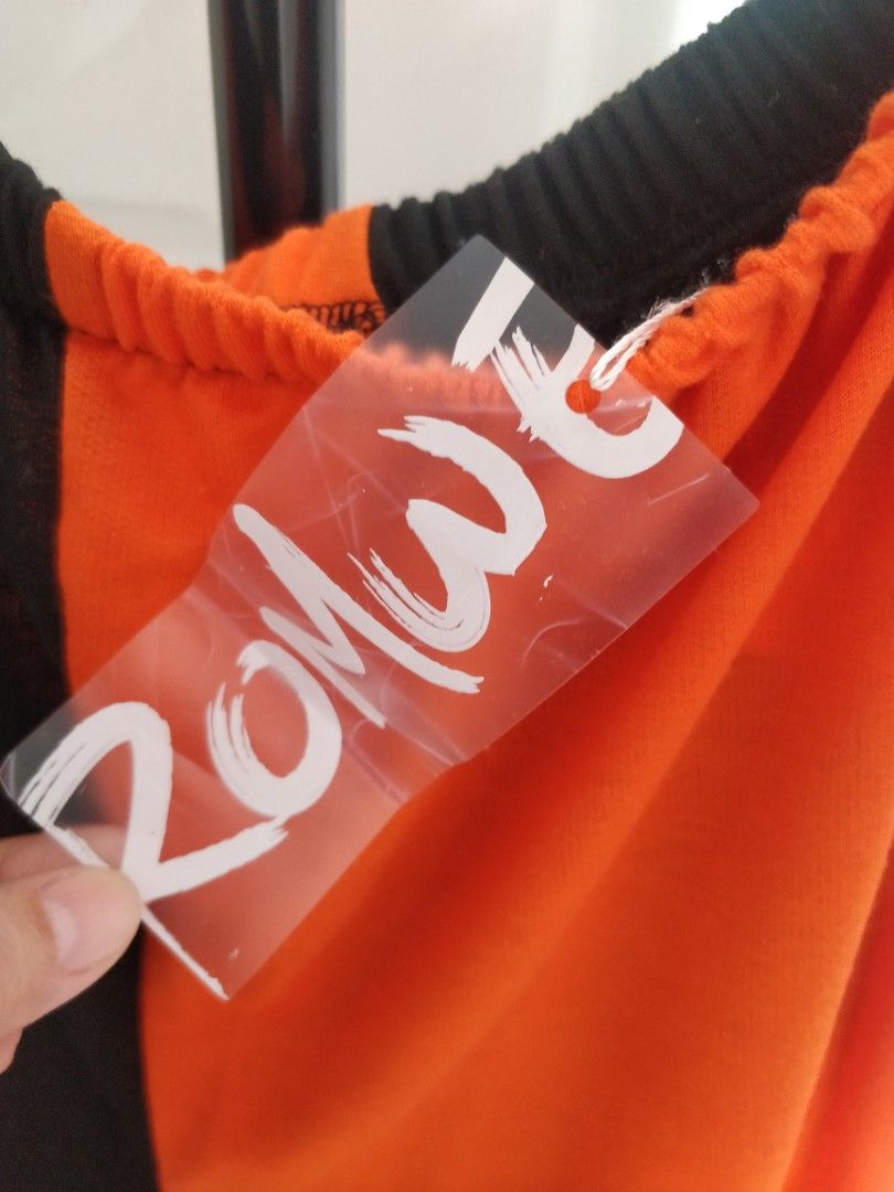 SALE Halloween pants( Romwe) (Category: Other Bottoms) located in Quezon City. Submitted by new_order (Listing ID 1331801738, Image 3). Description: brand new with tag great for Halloween night🎃🎃🎃 fits m to large.