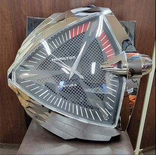 (Category: ) located in . Submitted by QTimepiece (Listing ID 1331762196, Image 1). Description: .