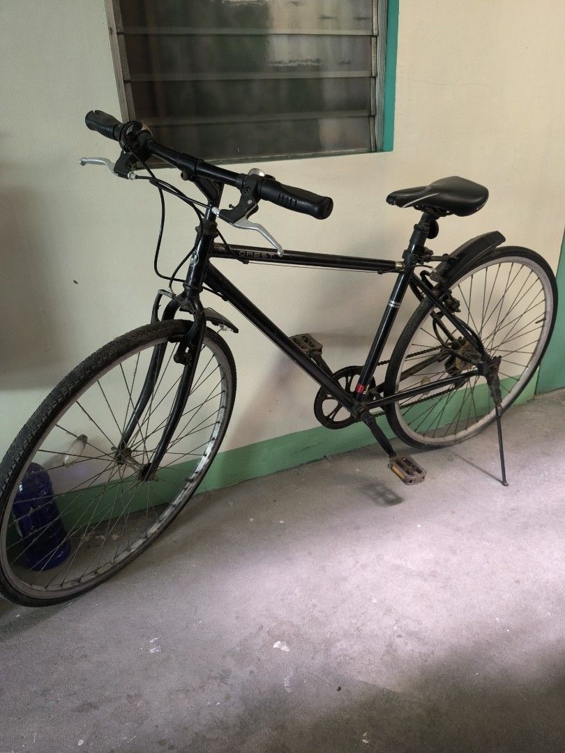 Hybrid Bicycle from Japan (Category: Bicycles) located in Muntinlupa City. Submitted by prelovedbrandedgoodies (Listing ID 1331916139, Image 2). Description: Hybrid Bicycle from Japan. Already converted to Phillipine interior sa gulong. But 3 years ng nakatambak, di na maasikaso. Has visible rusting. Kayo na magpaayos. Sobrang solid ng frame. FYI, Hybrid bicycle is combination ng road bike and mountain bike..