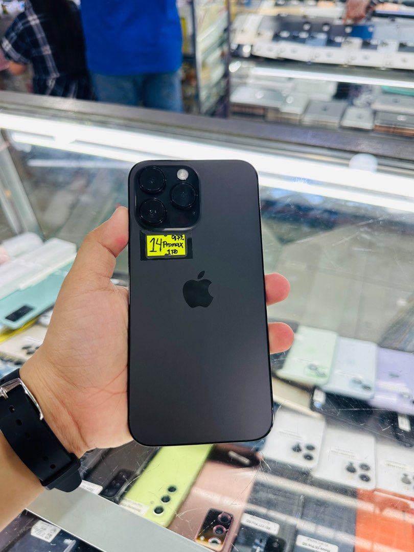 Iphone 14 Pro Max 1TB 97% batt FU (Category: iPhone 14 Series) located in San Juan City. Submitted by javedsgadgetshop (Listing ID 1331902247, Image 1). Description: OPEN FOR INSTALLMENT VIA CREDIT CARD/GGIVES/SPAY/BILLEASE & SWAP/TRADE-IN! BUY AND SELL! Quick Specs : Iphone 14promax •1TB •NTC Variant •97% batt health •Factory Unlock •95% Smoothness •No hidden issue | No Repaired •100% Authentic | Not Refurbished •w/ OEM Charger & store warranty 