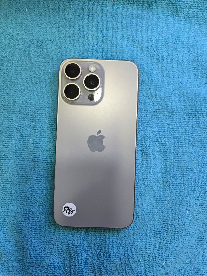 Iphone 15 pro max 512GB 香港行貨，apple原廠保養日期至：19-12-2024