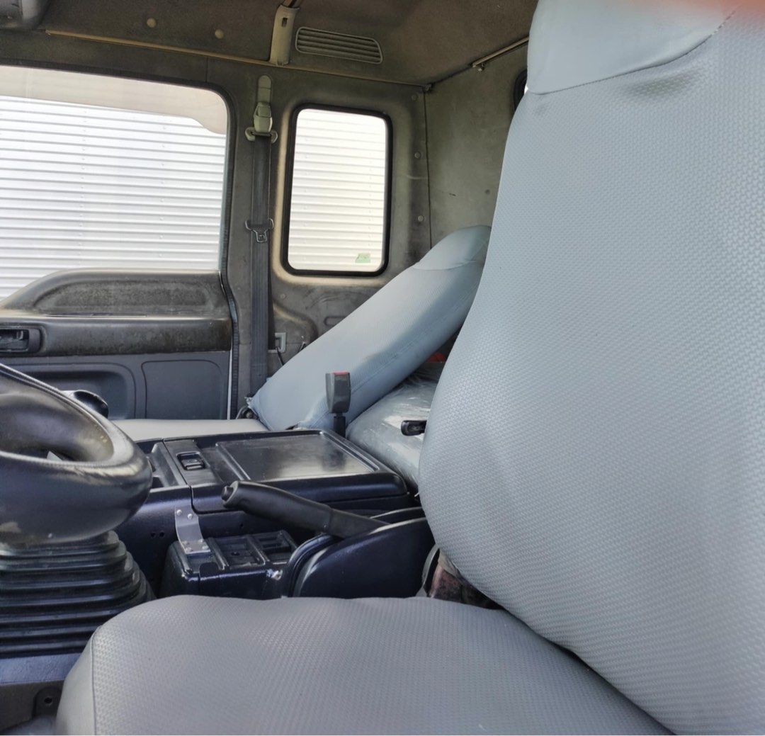 Isuzu Forward 21ft Reefer Van 6HK1 engine 2024 model, Special Vehicles