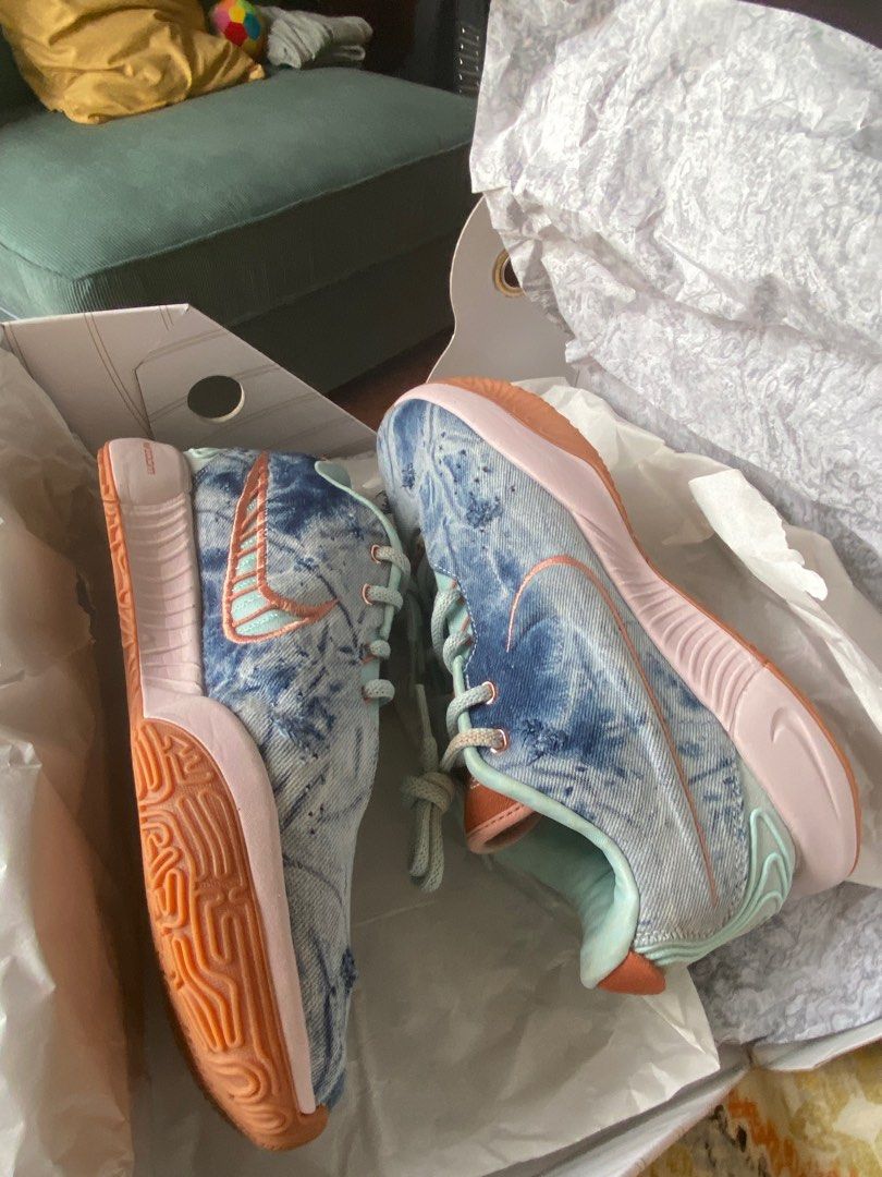 Lebron wtt on sale