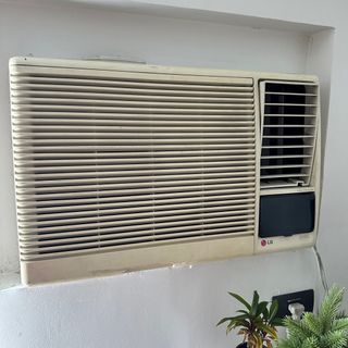 LG 1.5hp aircon non inverter