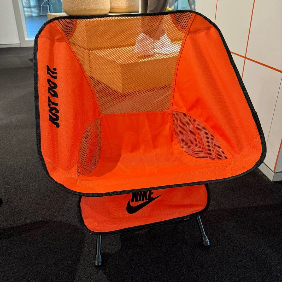 NIKE FOLDING CAMPING CHAIR 