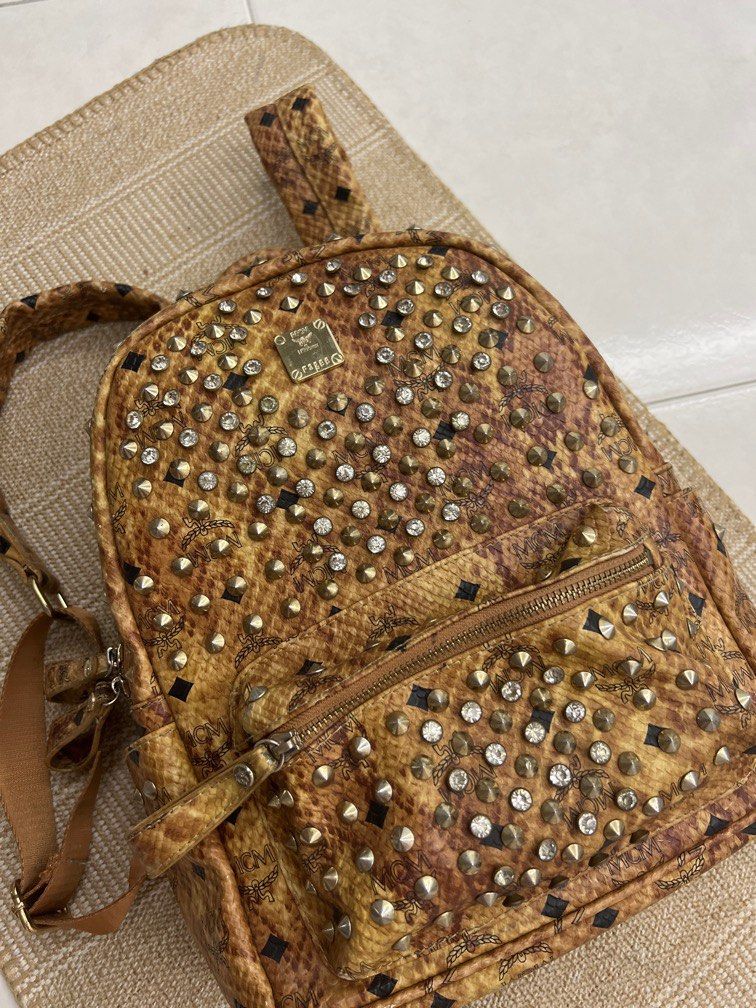 MCM Backpack size M Bundle