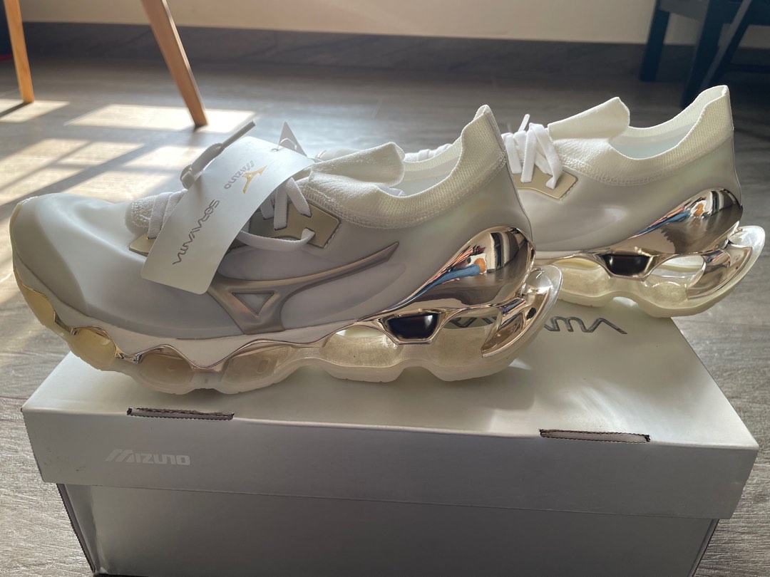 Mizuno wave prophecy hajime sorayama Carousell