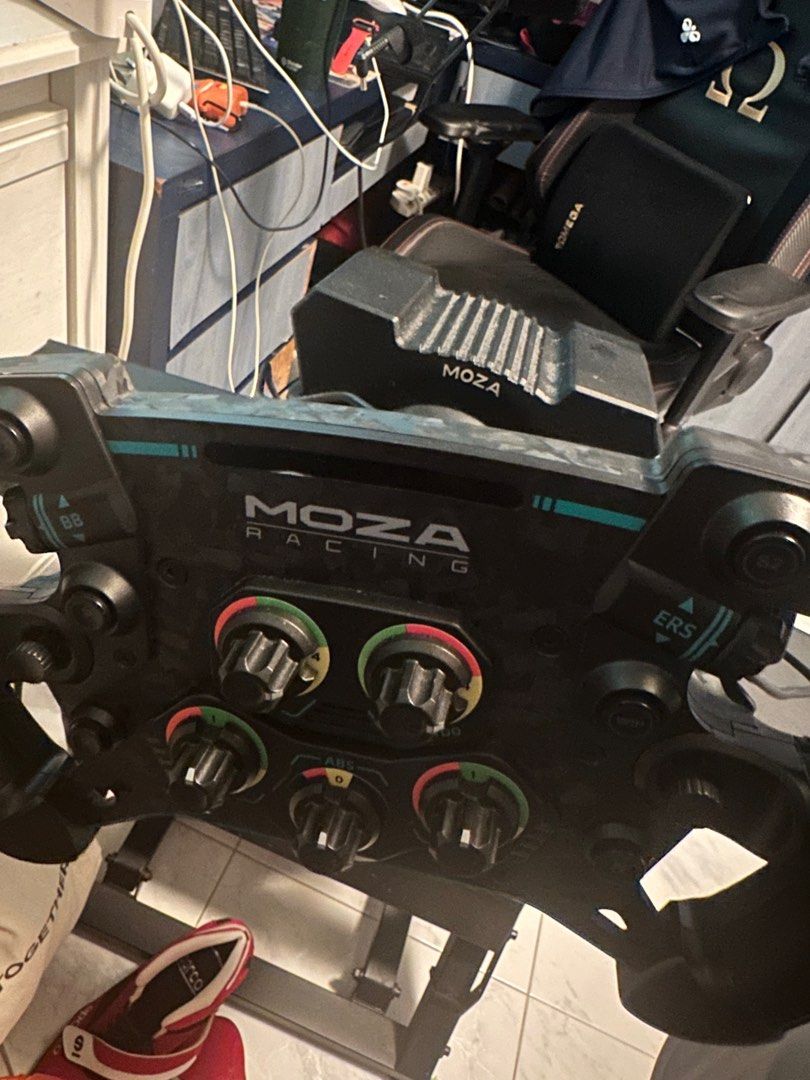 Moza R5 Sim Racing complete rig, Video Gaming, Gaming Accessories ...