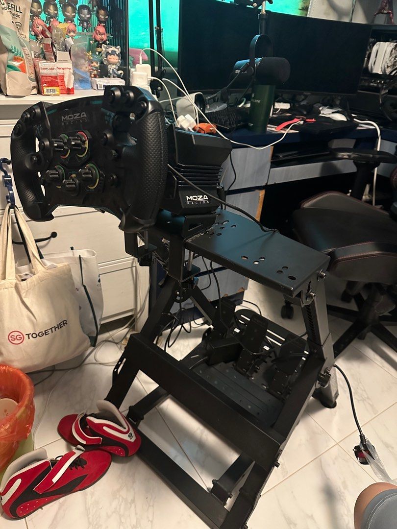 Moza R5 Sim Racing complete rig, Video Gaming, Gaming Accessories ...