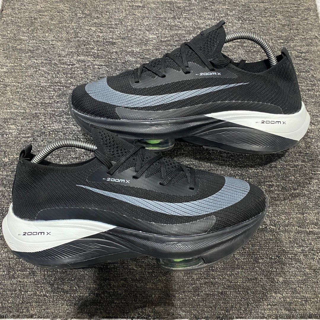 N I KE AIR ZOOM ALPHAFLY (Category: Sneakers) located in Cebu City. Submitted by cjayzuno04940 (Listing ID 1331914352, Image 1). Description: N I KE AIR ZOOM ALPHAFLY ORIGINAL✅ US MENS-8.5 US WOMENS-9.5 EUR-41.5 CM-26.5 EXCELLENT CONDITION (REMOVED SIZE TAG).