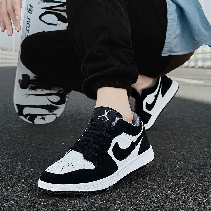 Low top black air forces cheap