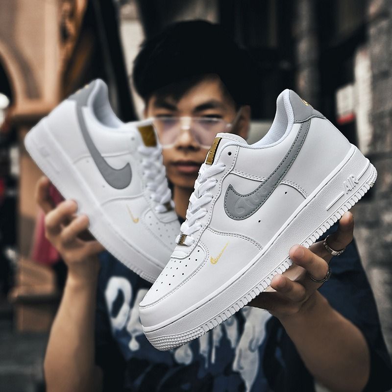 Low top air force 1's top