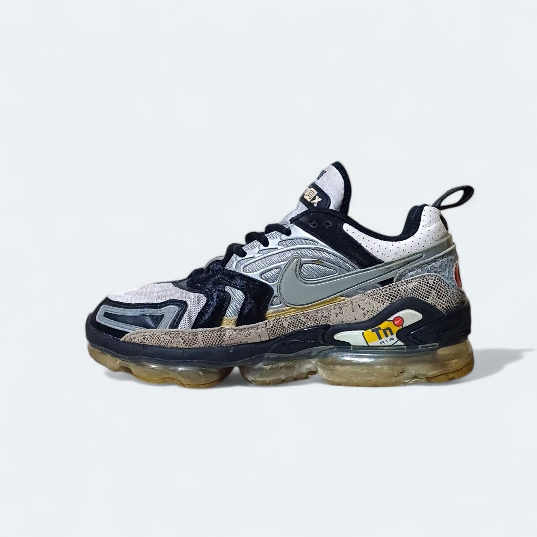 HOT Sepatu Nike Nike Air Vapormax 22 Nike Air Vapormax EVO